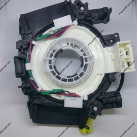 Nissan Latio/ Livina/...